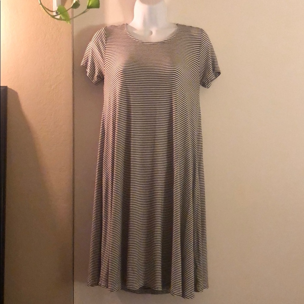 Black/white striped dress